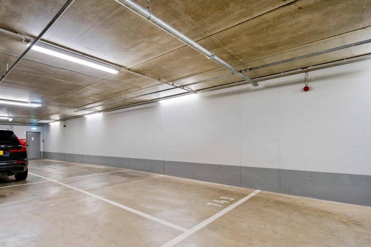 Appartement Lux City Escape 2br Apt With Balcony & Workspace *